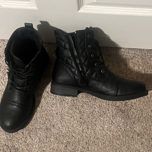 Black Combat Boots - Picture 6 of 7